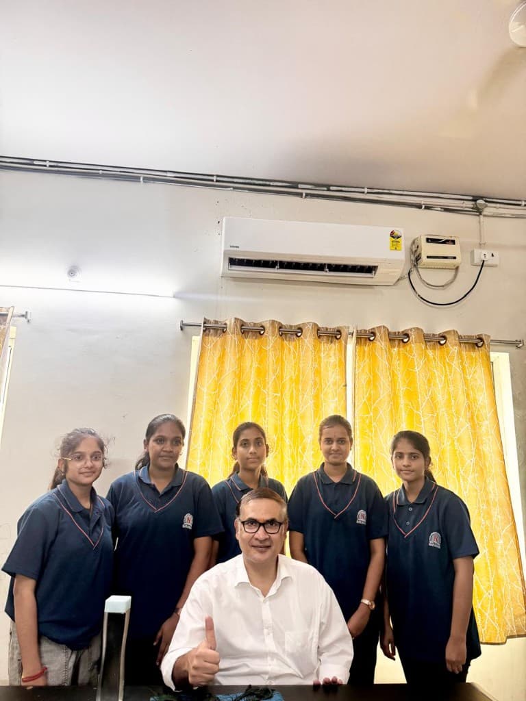 Mentor session with students